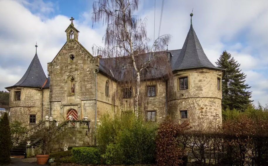 Schloss Schmölz, Germany